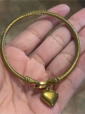 Gold-Tone Heart Charm Twisted Cable Bangle Bracelet
